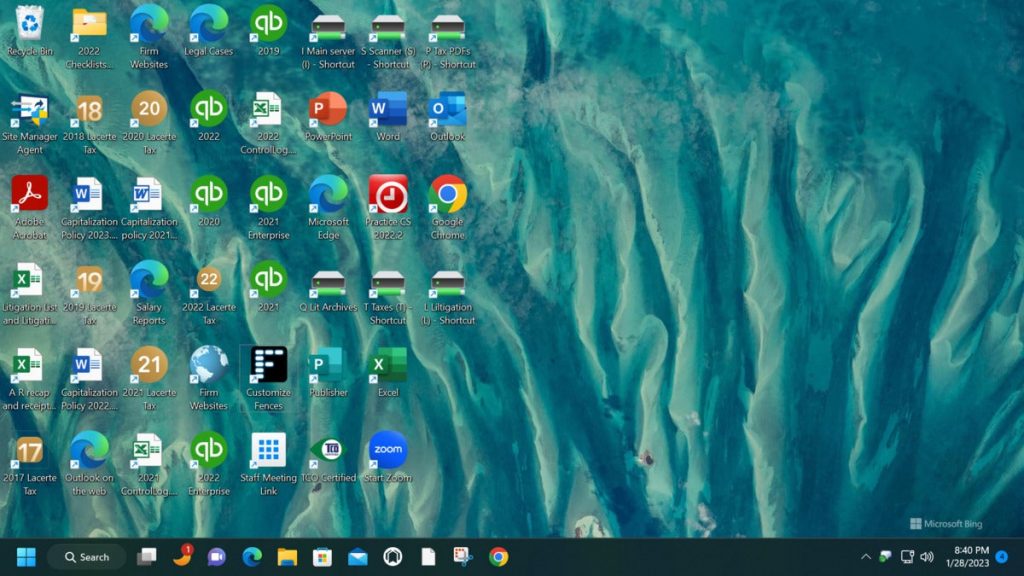 Desktop tweaks in Home windows might be enjoyable, however be careful for dangers